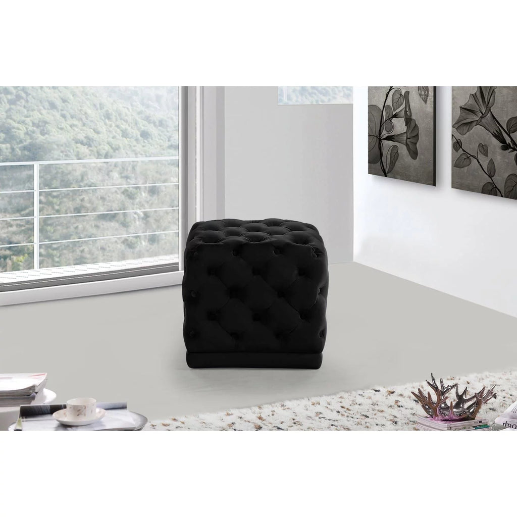Cream Velvet Ottoman/Stool Z6345