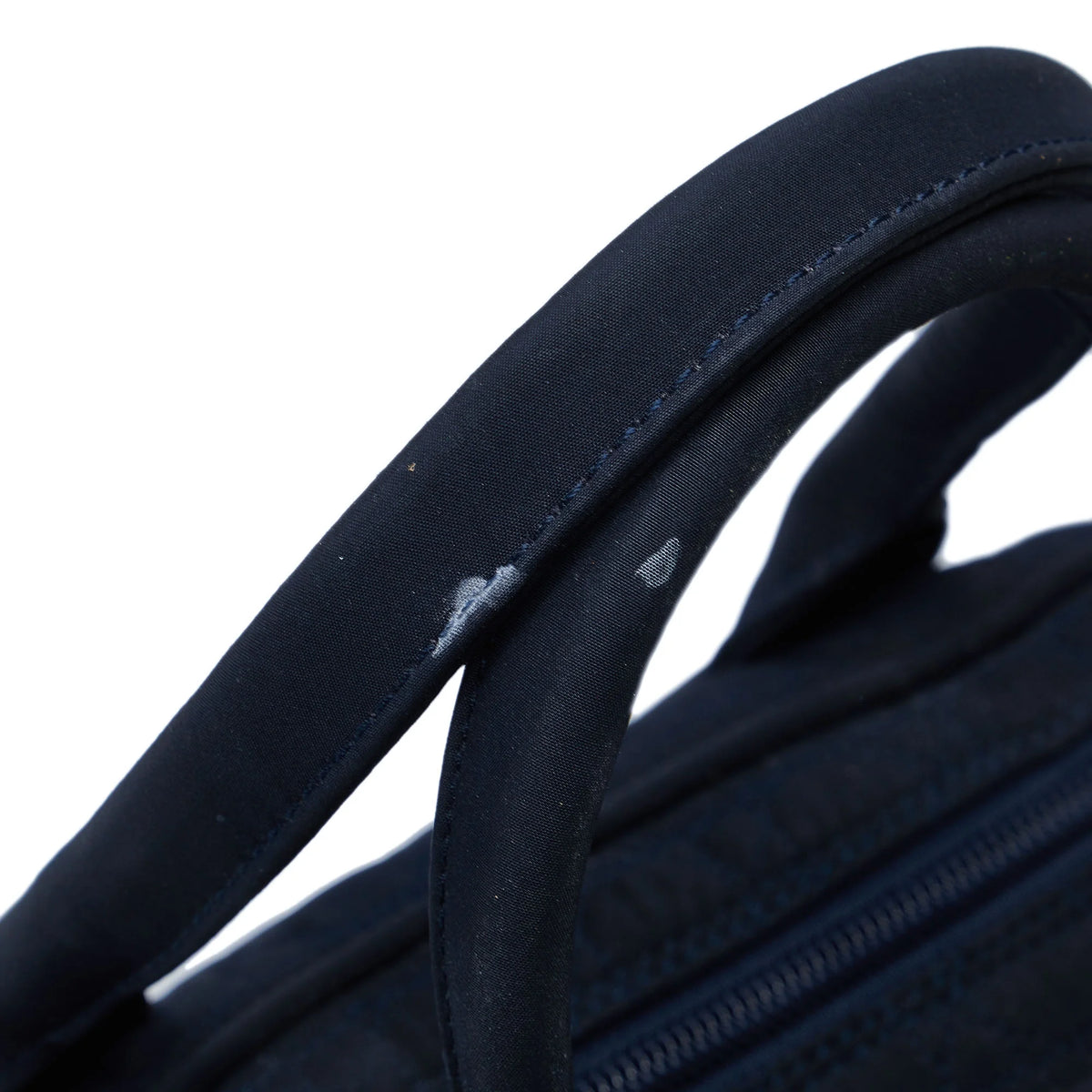 Pre-Owned Nylon Fabric Blue Top Handle Handbag L35107