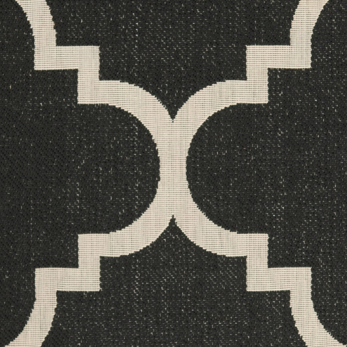 Black Beige Quatrefoil Indoor/Outdoor Area Rug P19163