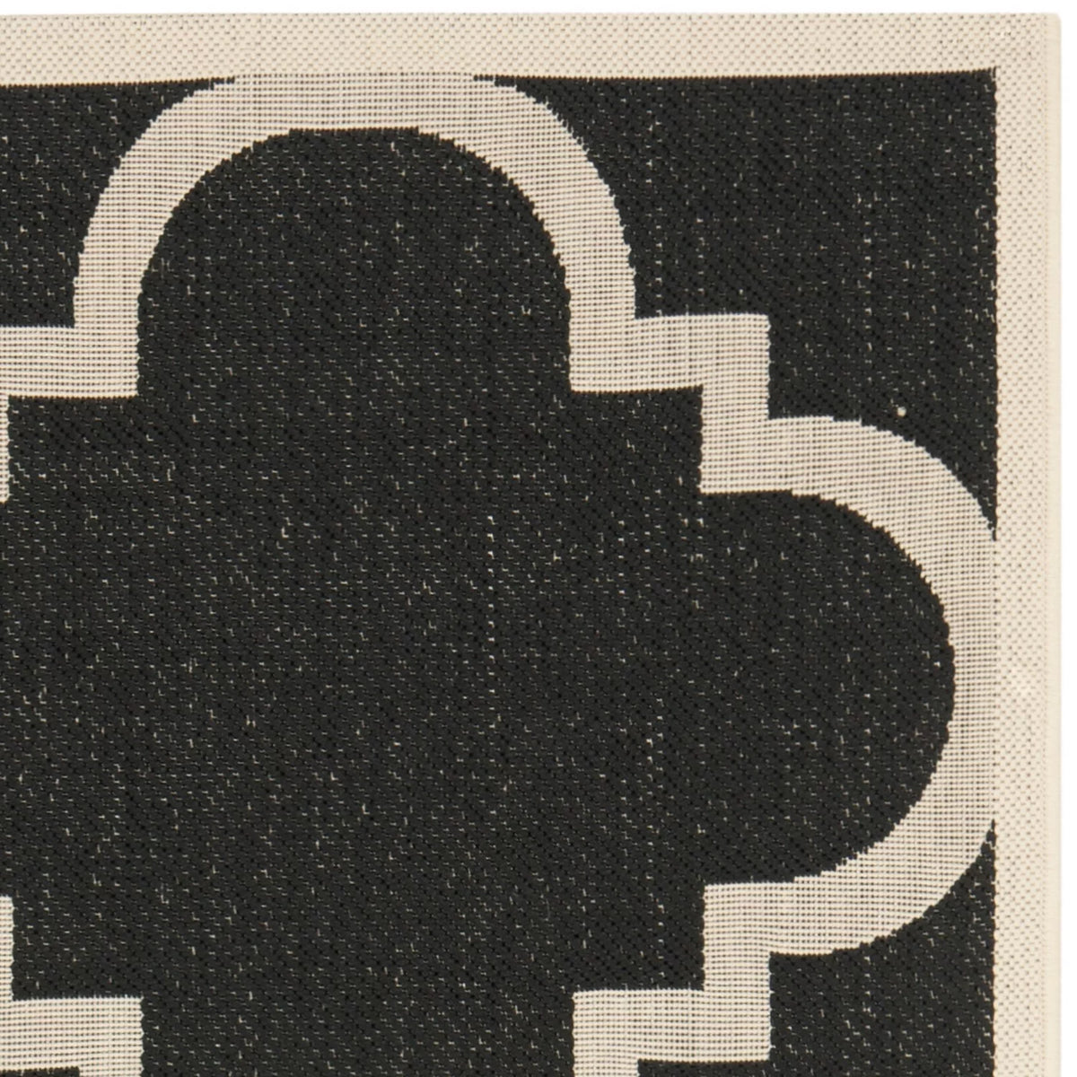 Black Beige Quatrefoil Indoor/Outdoor Area Rug P19163