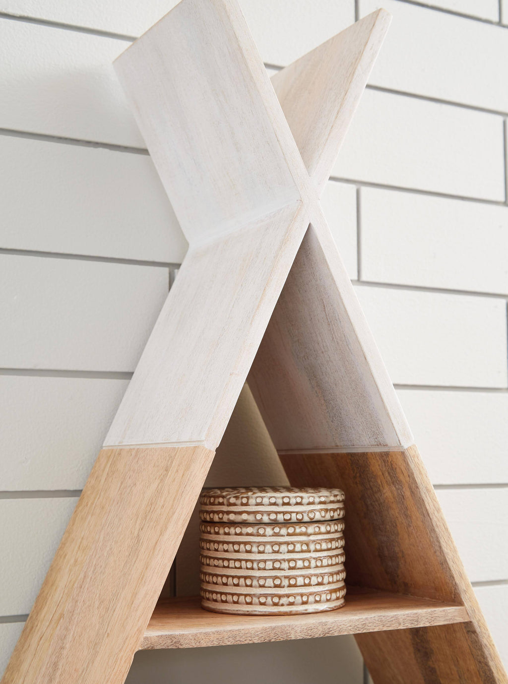 Wall Shelf O5273