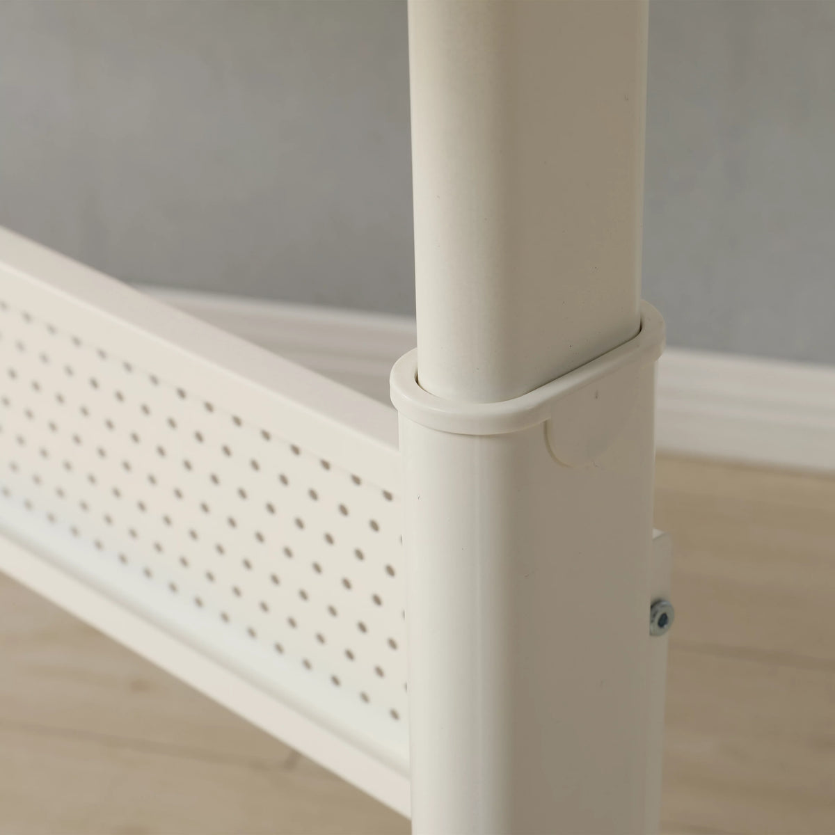 White 48 x 24 Inches Adjustable Height Standing Desk B647194