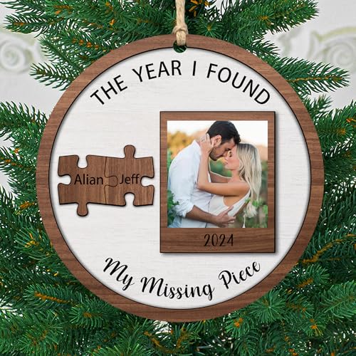 2-Layered Wooden Couple Puzzle Christmas Ornament L1259