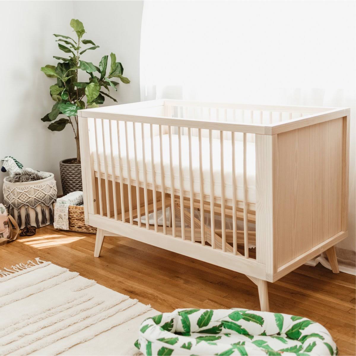 Natural Washed Convertible Crib O733