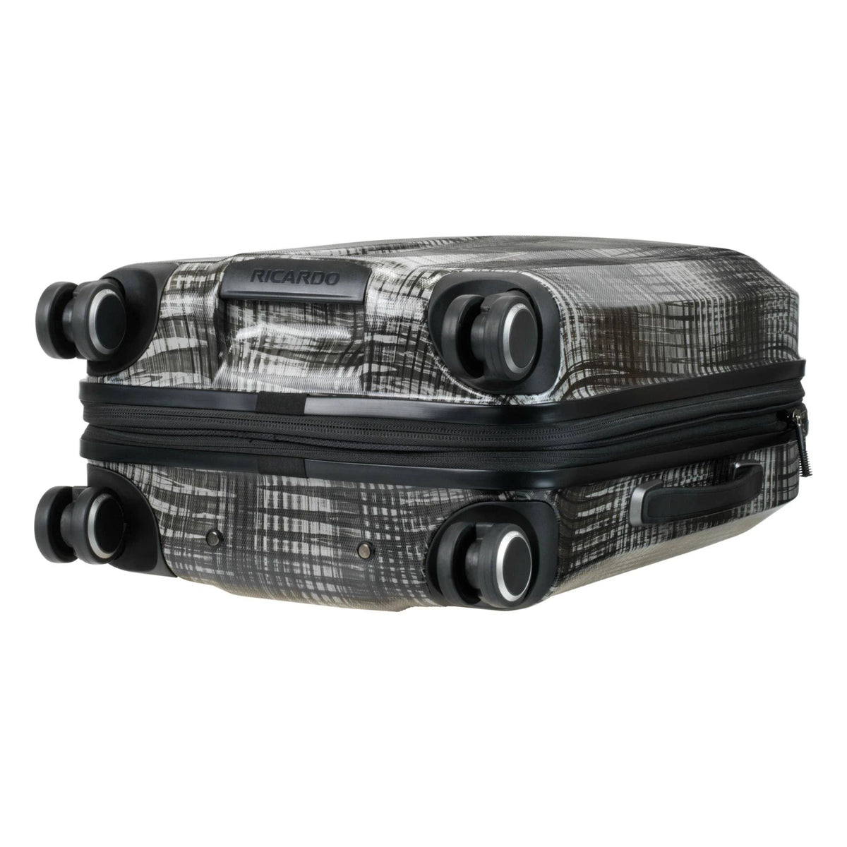 21-Inch Carry-On Suitcase H6858