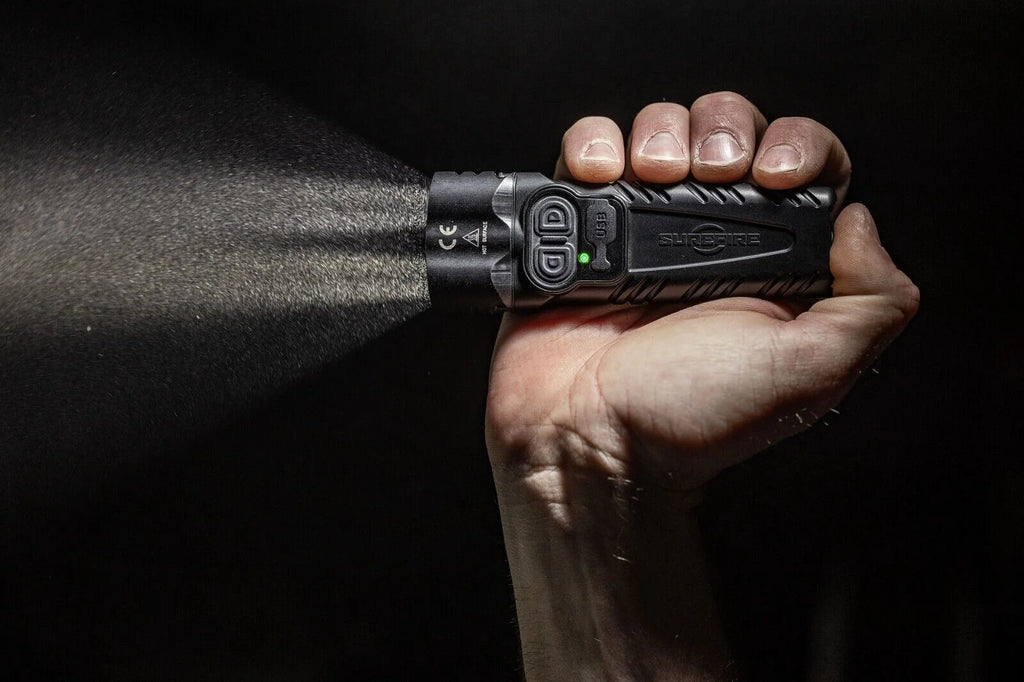Rechargeable Pocket Flashlight 1500 Lumen LED D88835