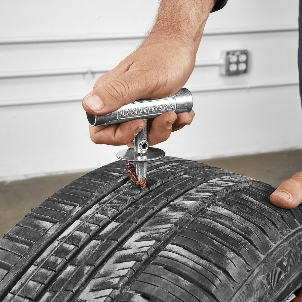 Heavy Duty Tire Repair Kit R958600