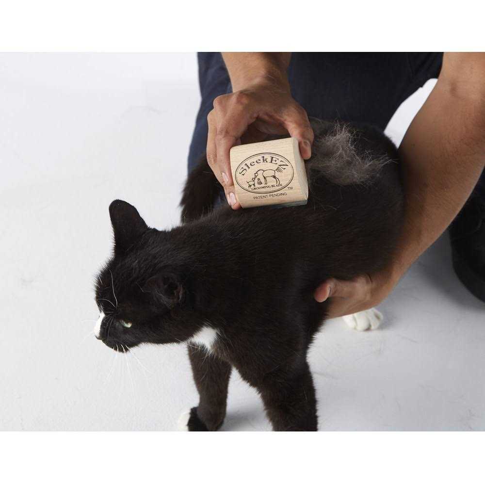 Grooming Tool L4727