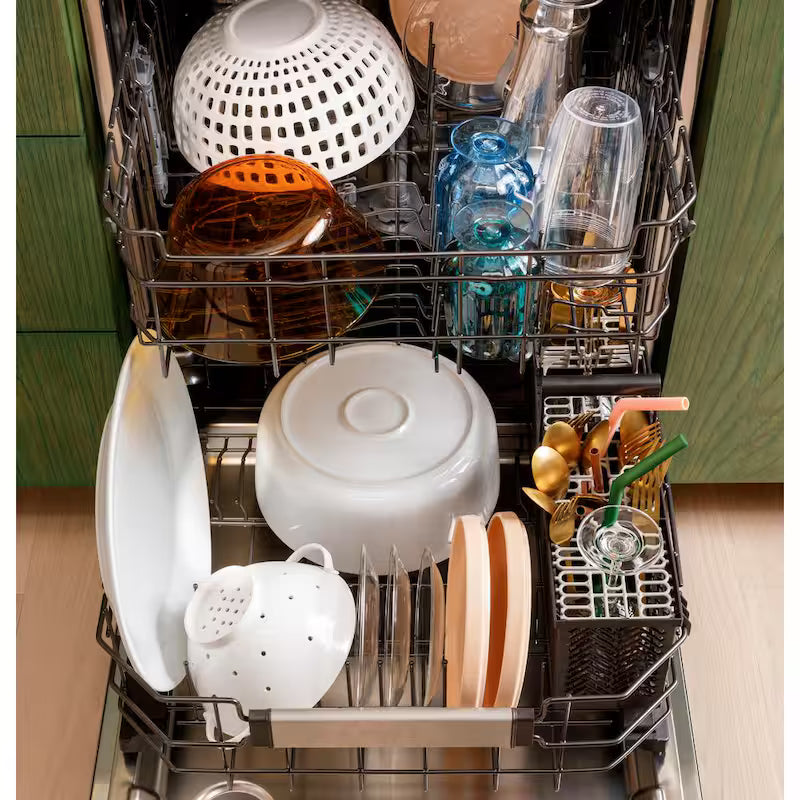 24 in. Built-In Stainless Steel Dishwasher with 3rd Rack W916