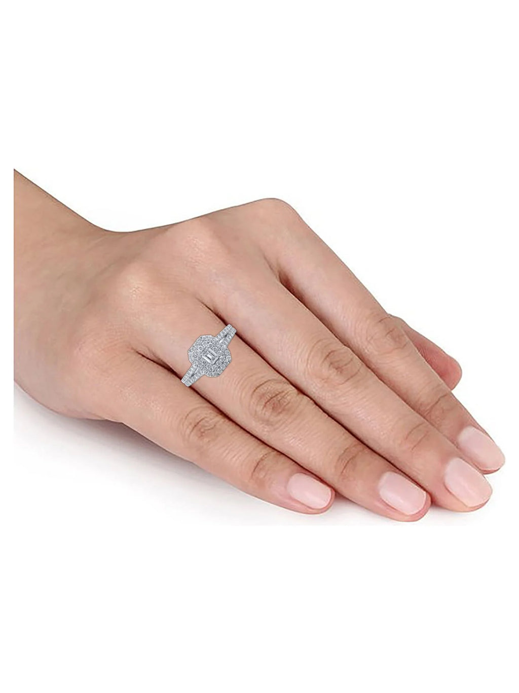 Emerald Cut Diamond Engagement Ring in 10kt White Gold M866